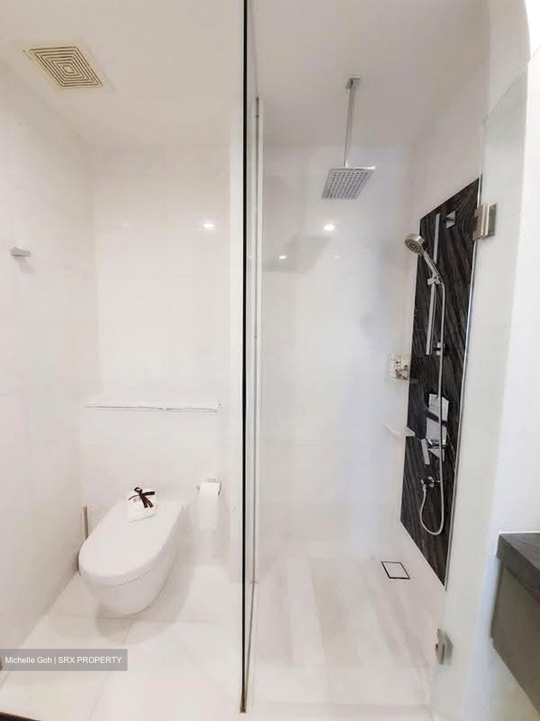 Marina One Residences (D1), Apartment #637665641